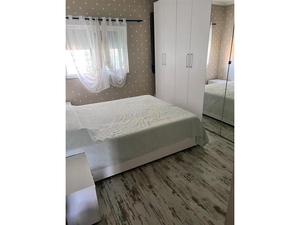 Jepet me qera super apartament 2+1 Te Komuna Parisit 4
