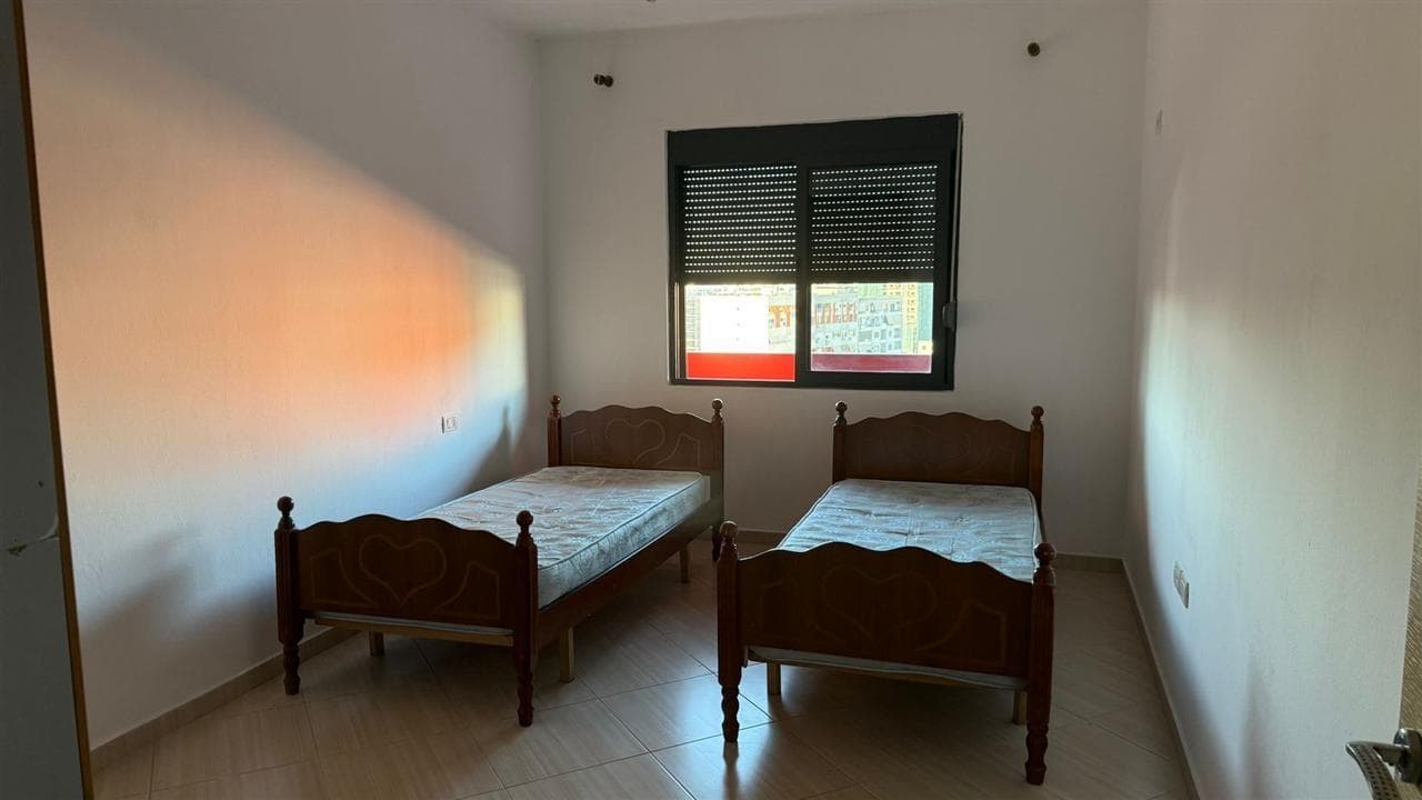 Jepet me qera apartament 2+1 Ne Yzberisht 3