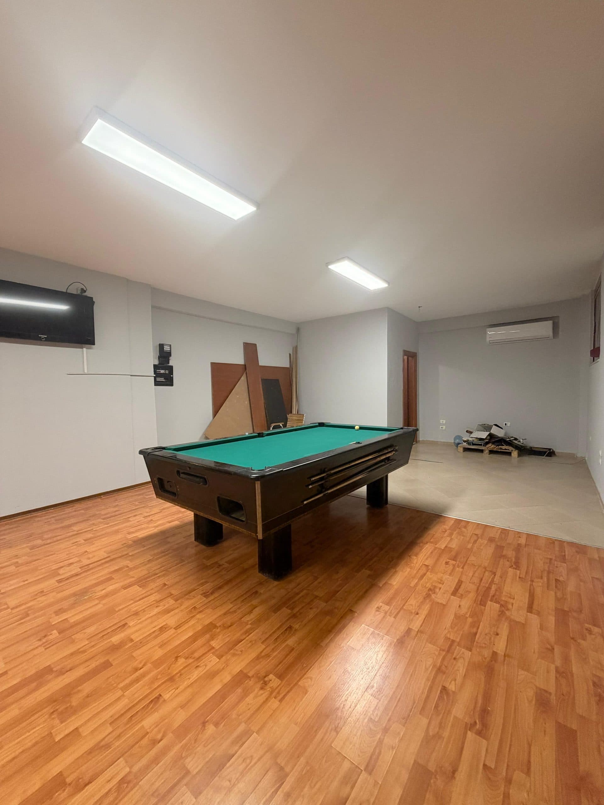 Hapësirë multifunksionale Me Qira në Kodra e Diellit, Tiranë - 1500€ | 200 m² 2