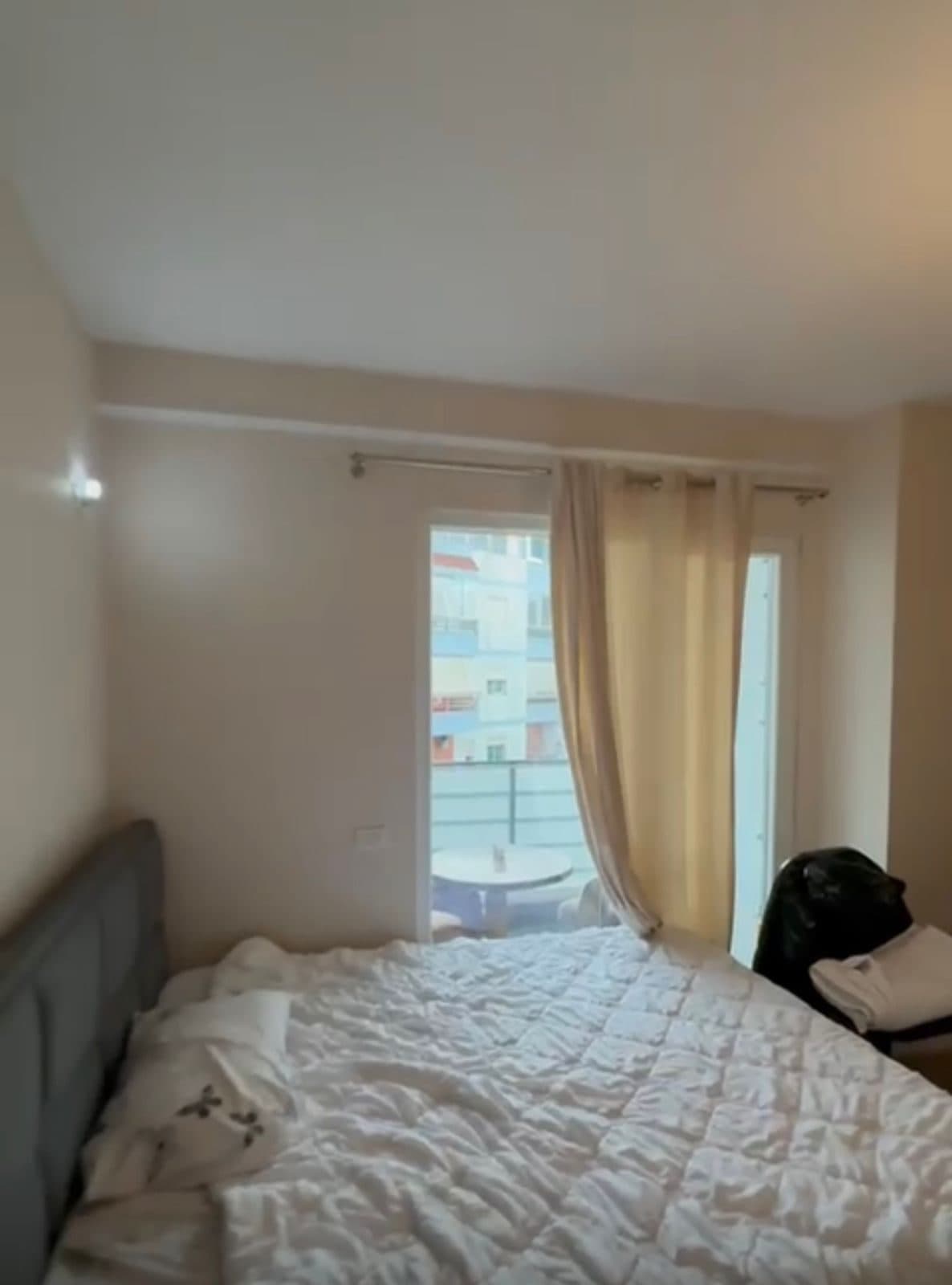Shitet Apartament 2+1 – Pallatet e Tomdoshit, Shkoze 147,000 € 2