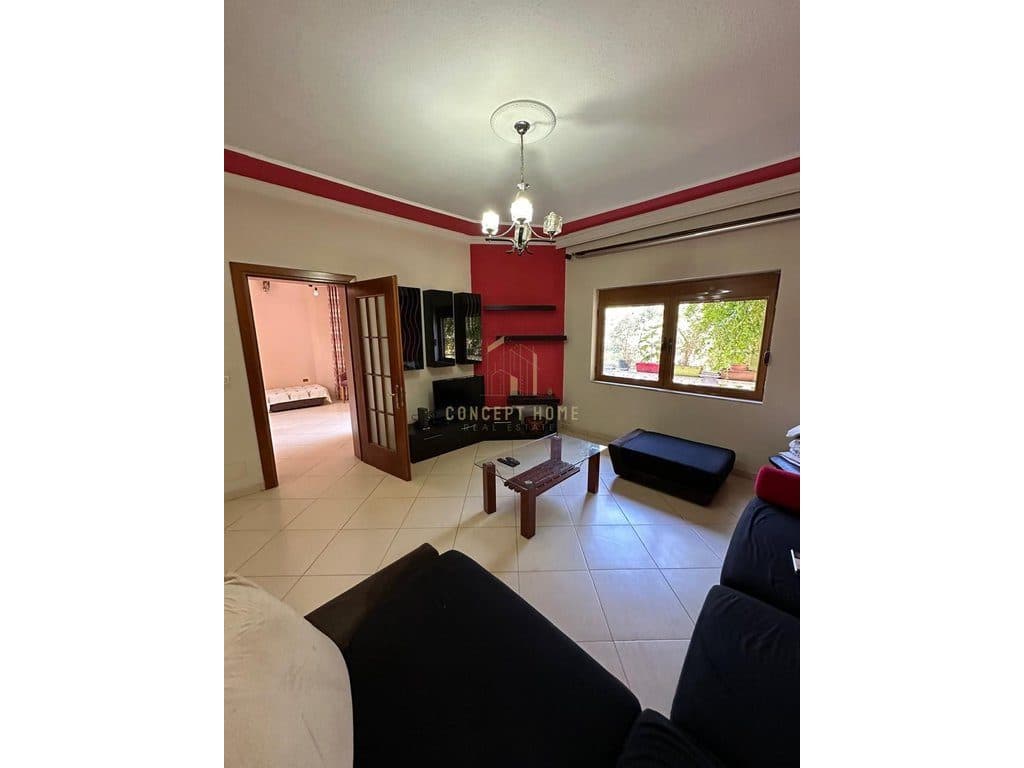 Shtëpi private 2 Kateshe me oborr Per Qira në Laprakë, Tiranë - 500€ 4