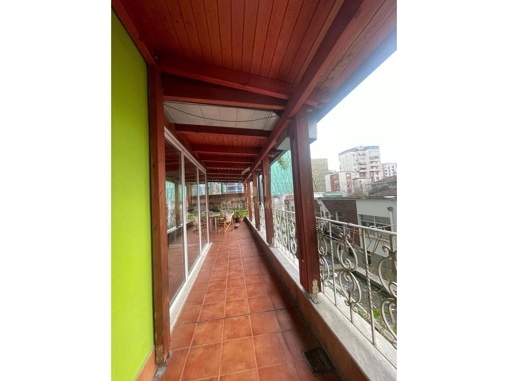Shitet Apartament 3+1 ne Bllok 2
