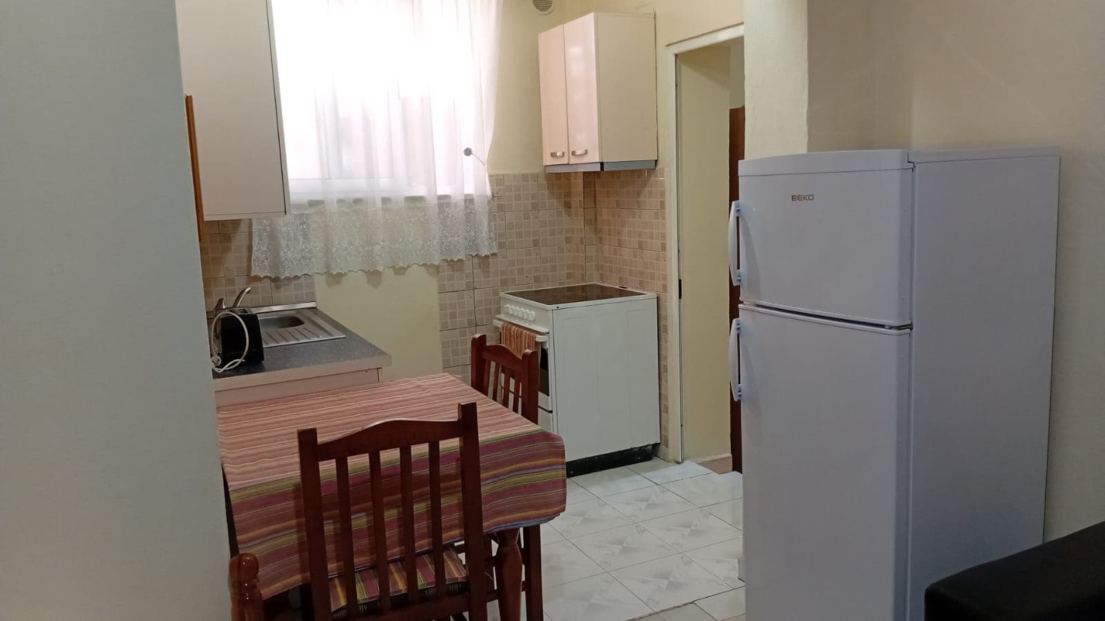 Jepet me qera garzoniere tek 21 Dhjetori.