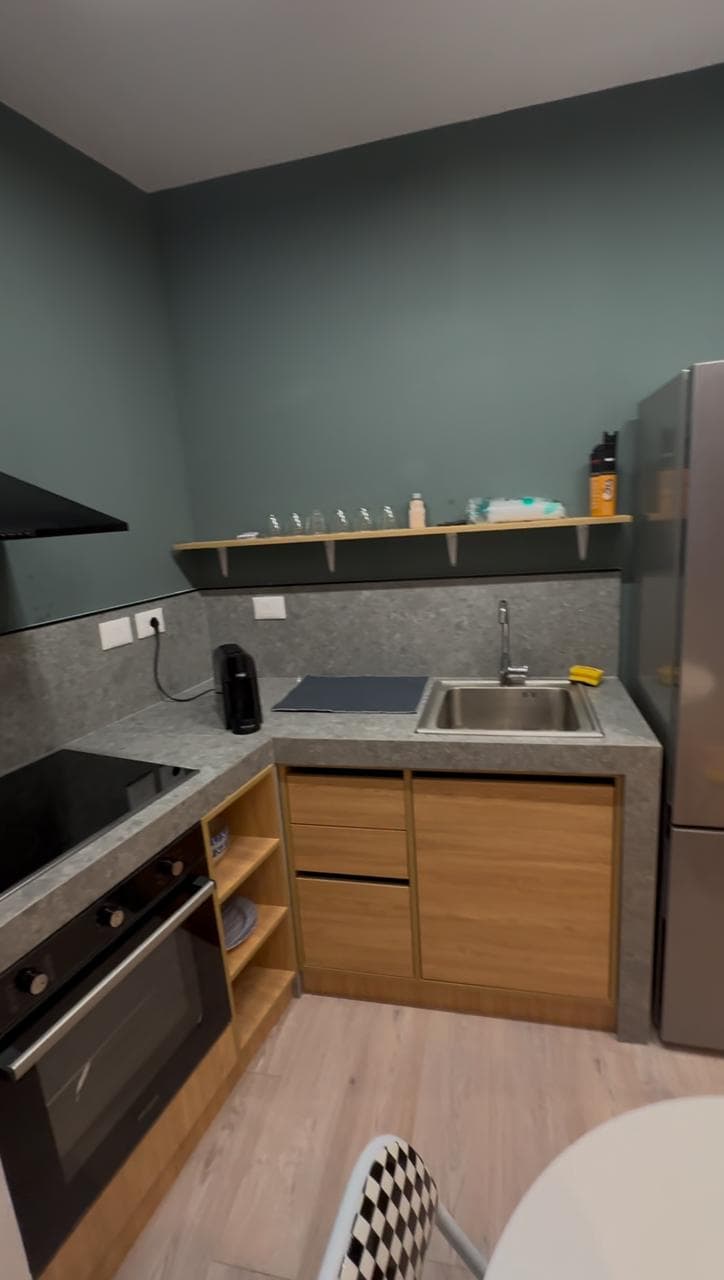 Jepet me qera apartament 1+1 tek Lake View 4
