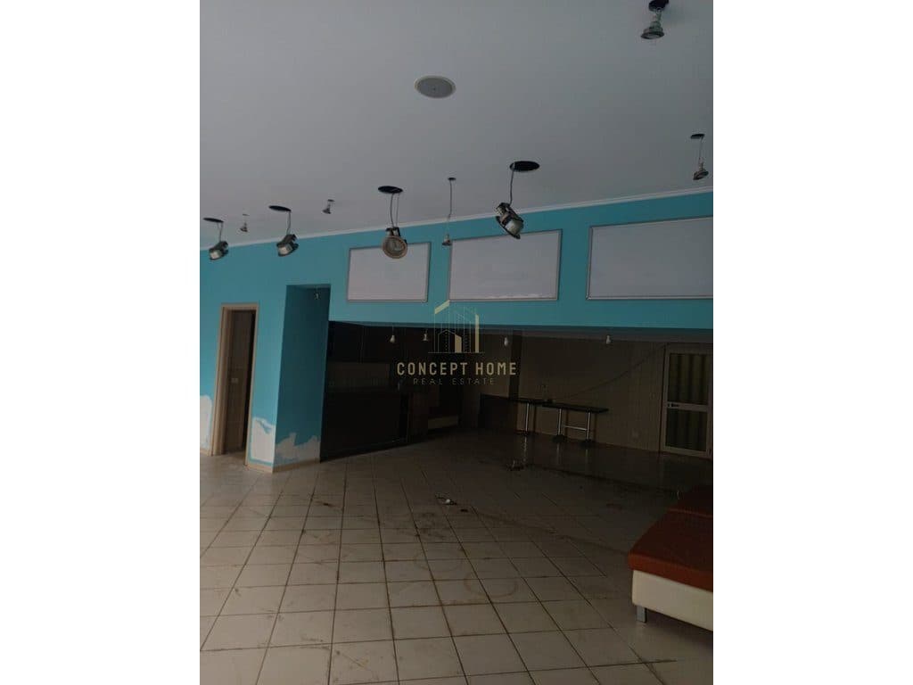 Dyqan me qira ne kopshti botanik tirane 1000eur 97 m2 1