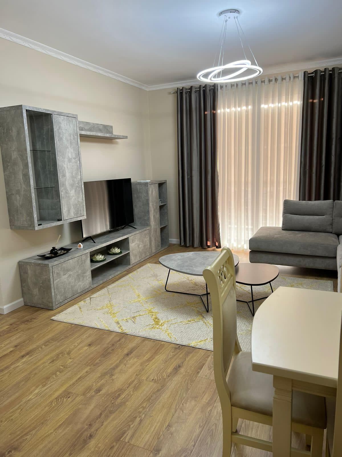 Apartament me qera 2+1+2 prane Fakultetit Ekonomik.