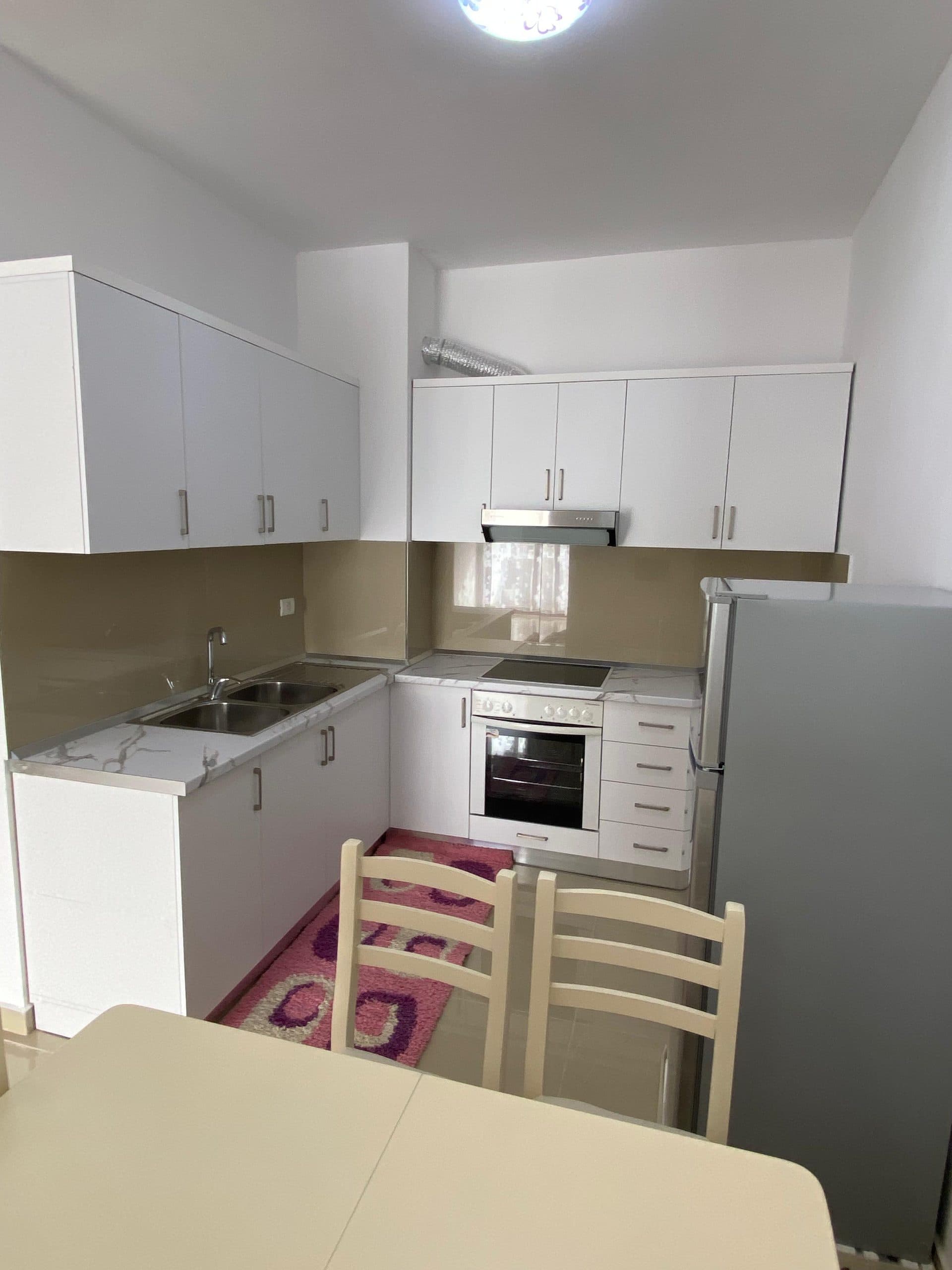 Apartament 1+1 me qera ne Astir