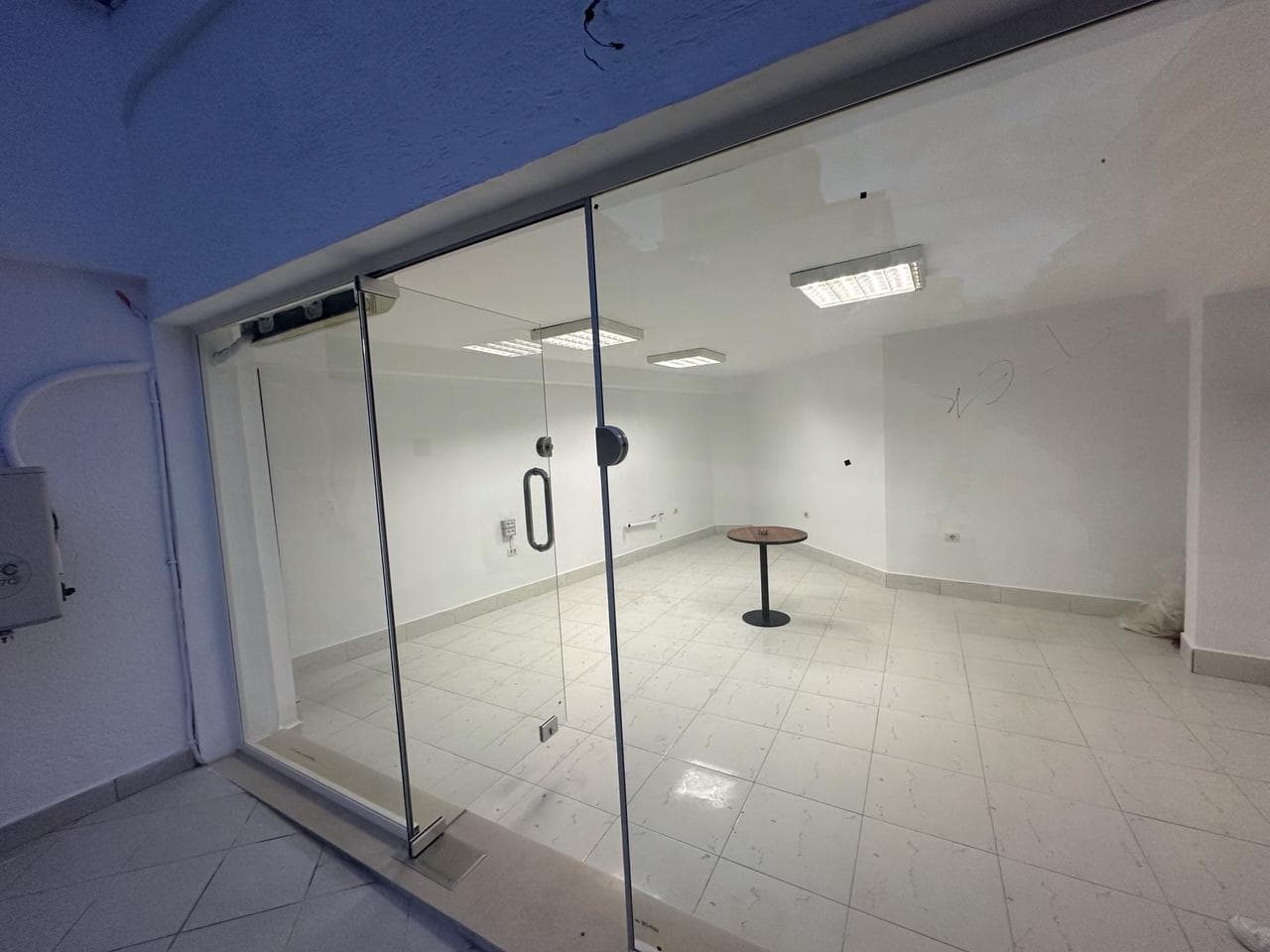 Dyqan me qira tek Kodra e Diellit, Tiranë - 400€ | 25 m² 4