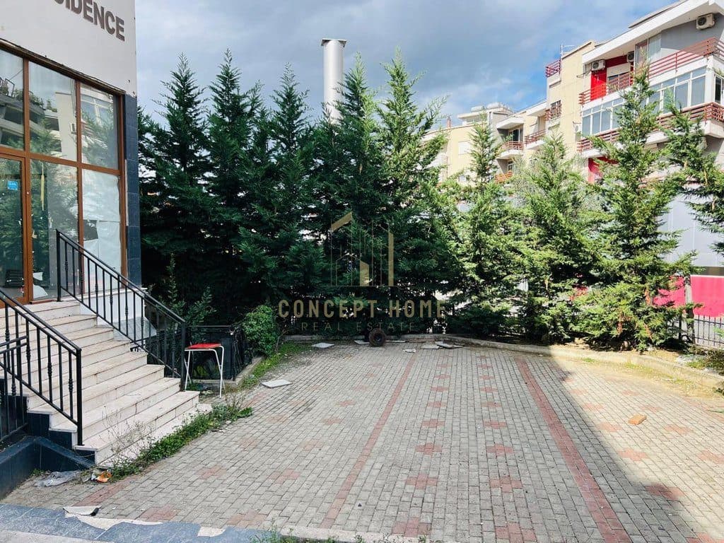 Jepet me qera ambient biznesi ne Fresk 2
