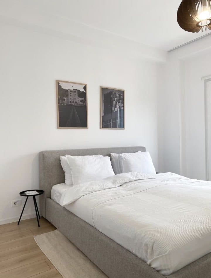 Jepet me qera apartament 1+1+Post parkimi tek Jordan Misja 3