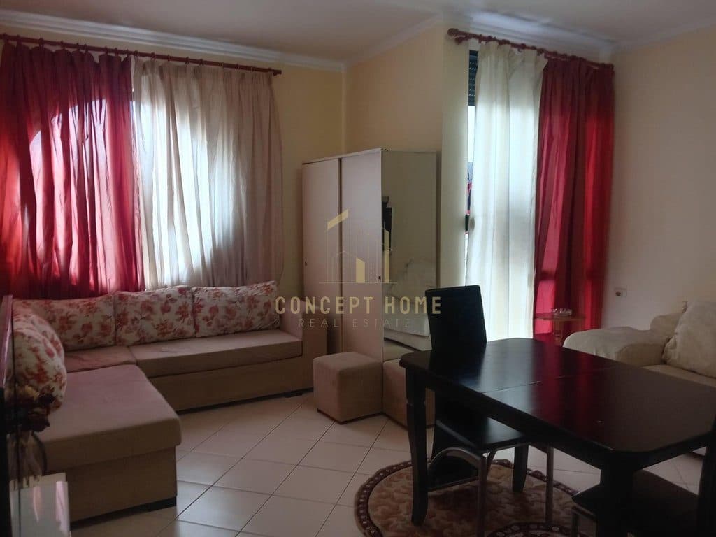 Jepet me qera apartament 3+1 ne Delijorgj 4