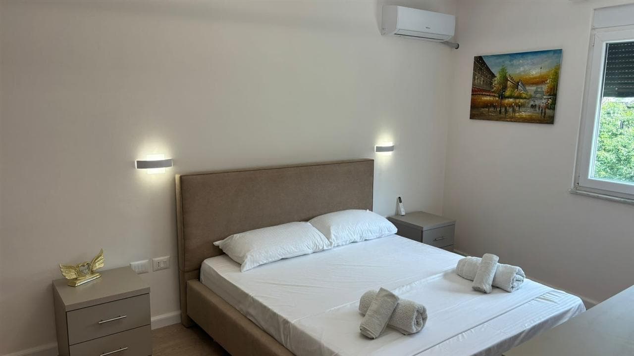 Jepet me qera apartament 1+1 Ne 5 Maj