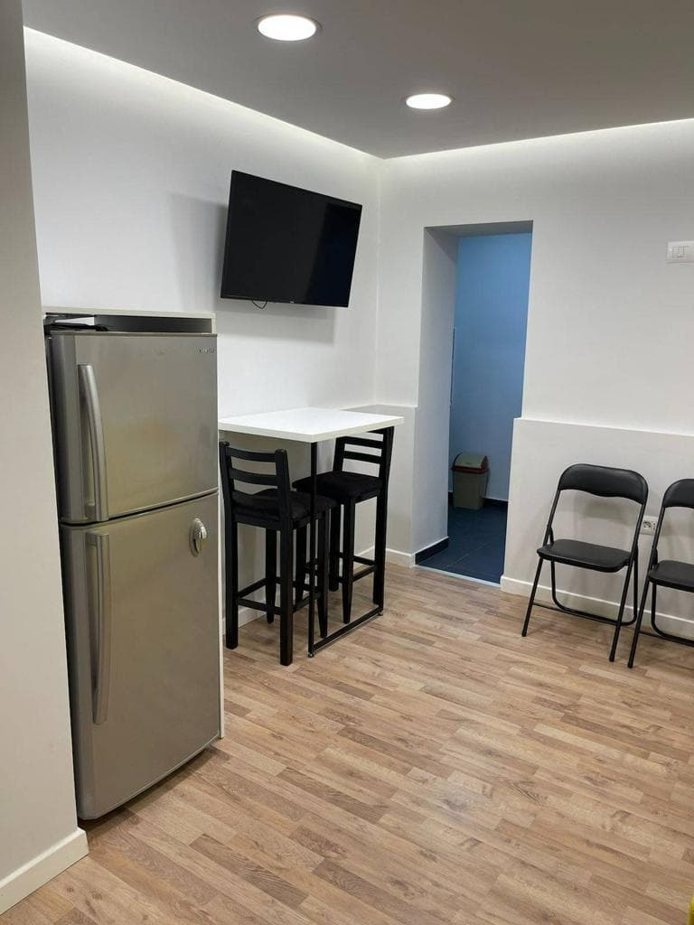 Jepet apartament 1+1 me qera tek Stadiumi Dinami 3