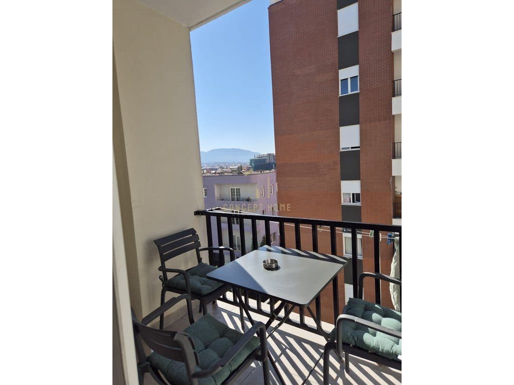 Jepet me qera apartament 2+1 ne Kamez 3