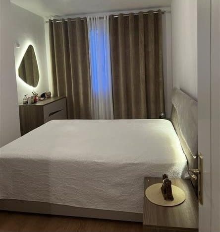 Shitet apartament 1+1 ne Astir