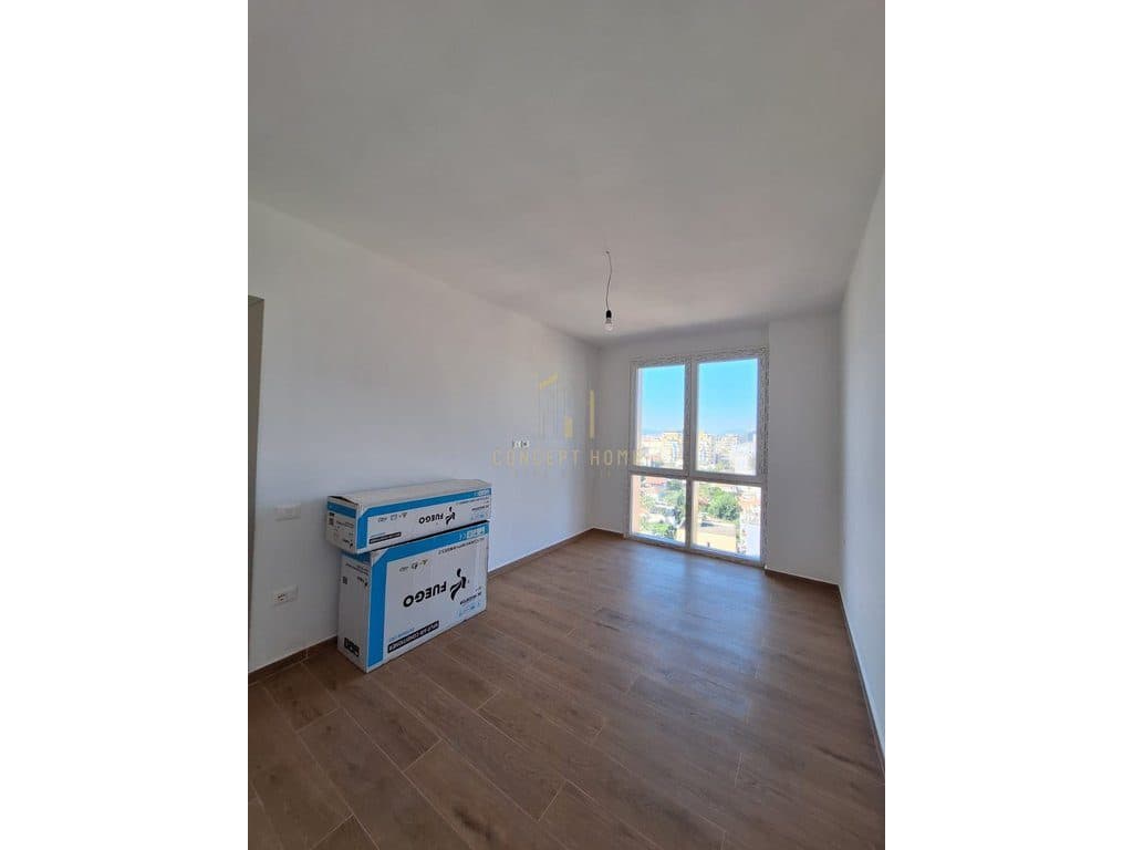 Jepet me qera Apartament 1+1 Bulevard i Ri 2