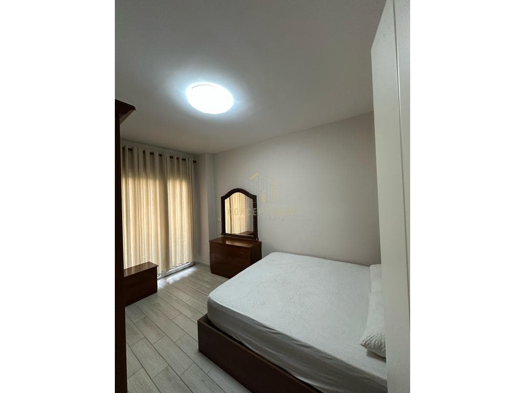Jepet me qera apartamenti 1+1 ne Astir 4