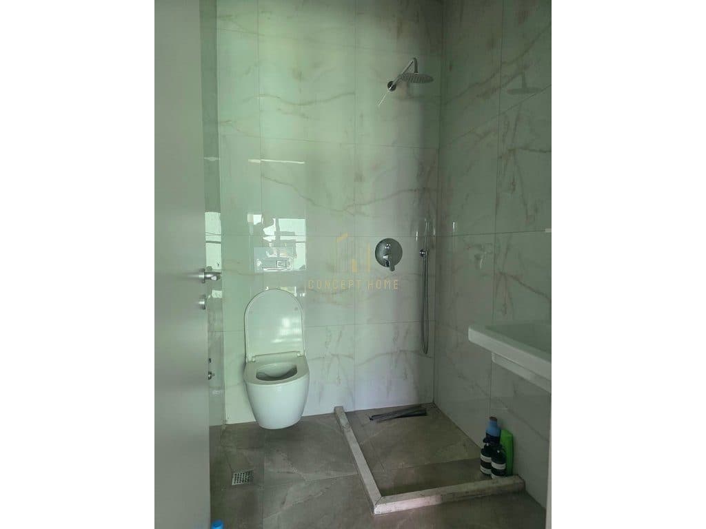 Jepet me qera apartament 1+1 ne Ali Dem 3