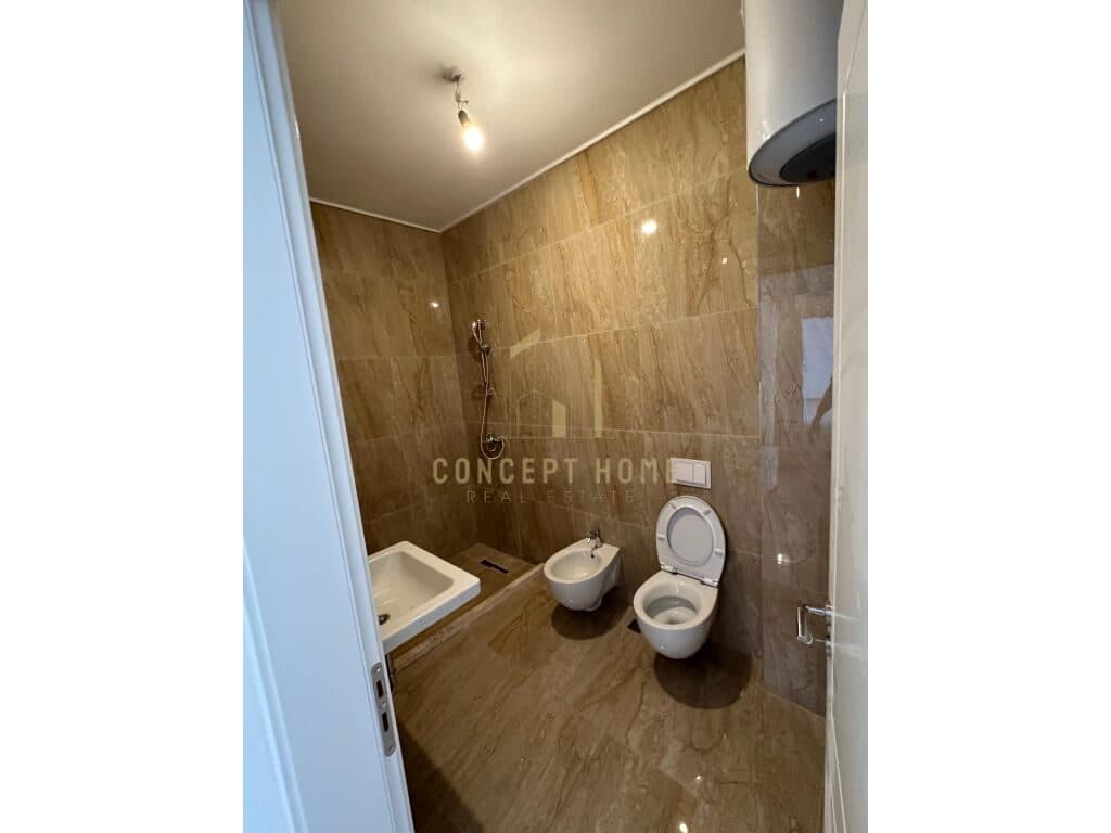 Jepet me qera Apartament 2+1 ne Kinostudio 4