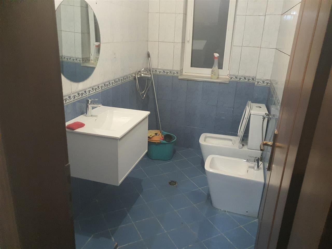 Jepet me qera apartament 2+1 te sheshi Willson/Cmimi: 750 Euro 4