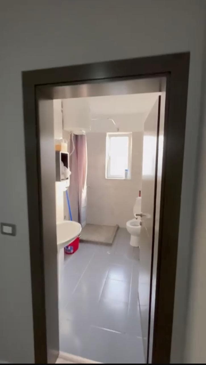 Jepet me qera apartament 2+1 ne Laprake 4