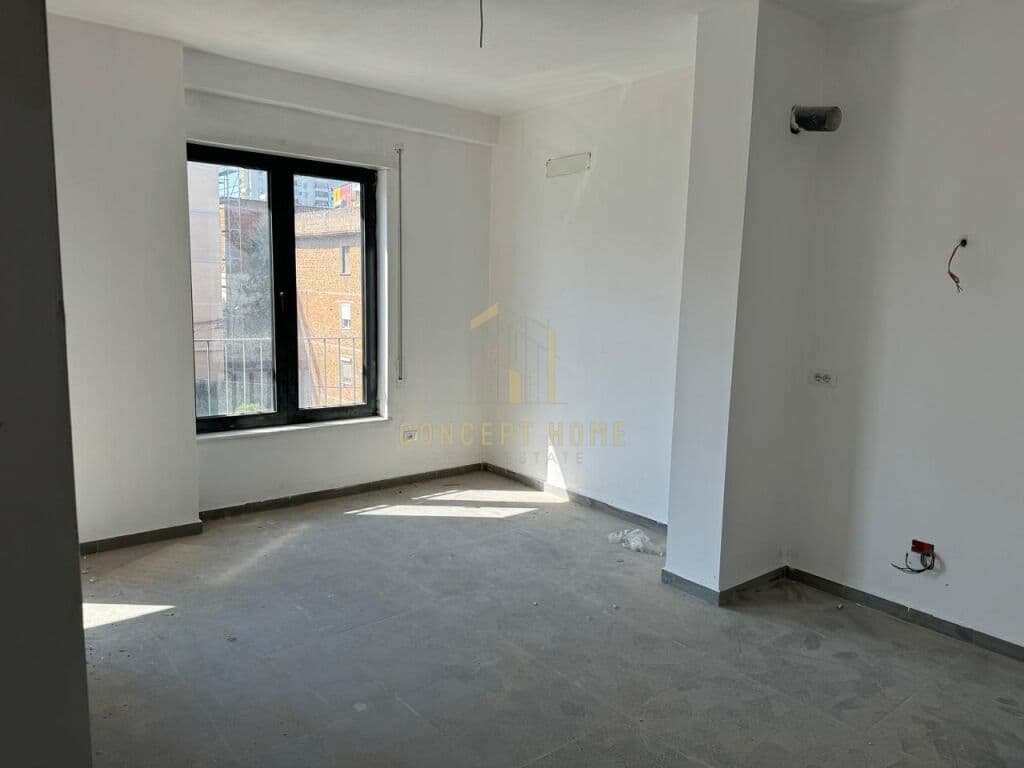 Jepet me qera apartament 1+1 tek Bulevardi