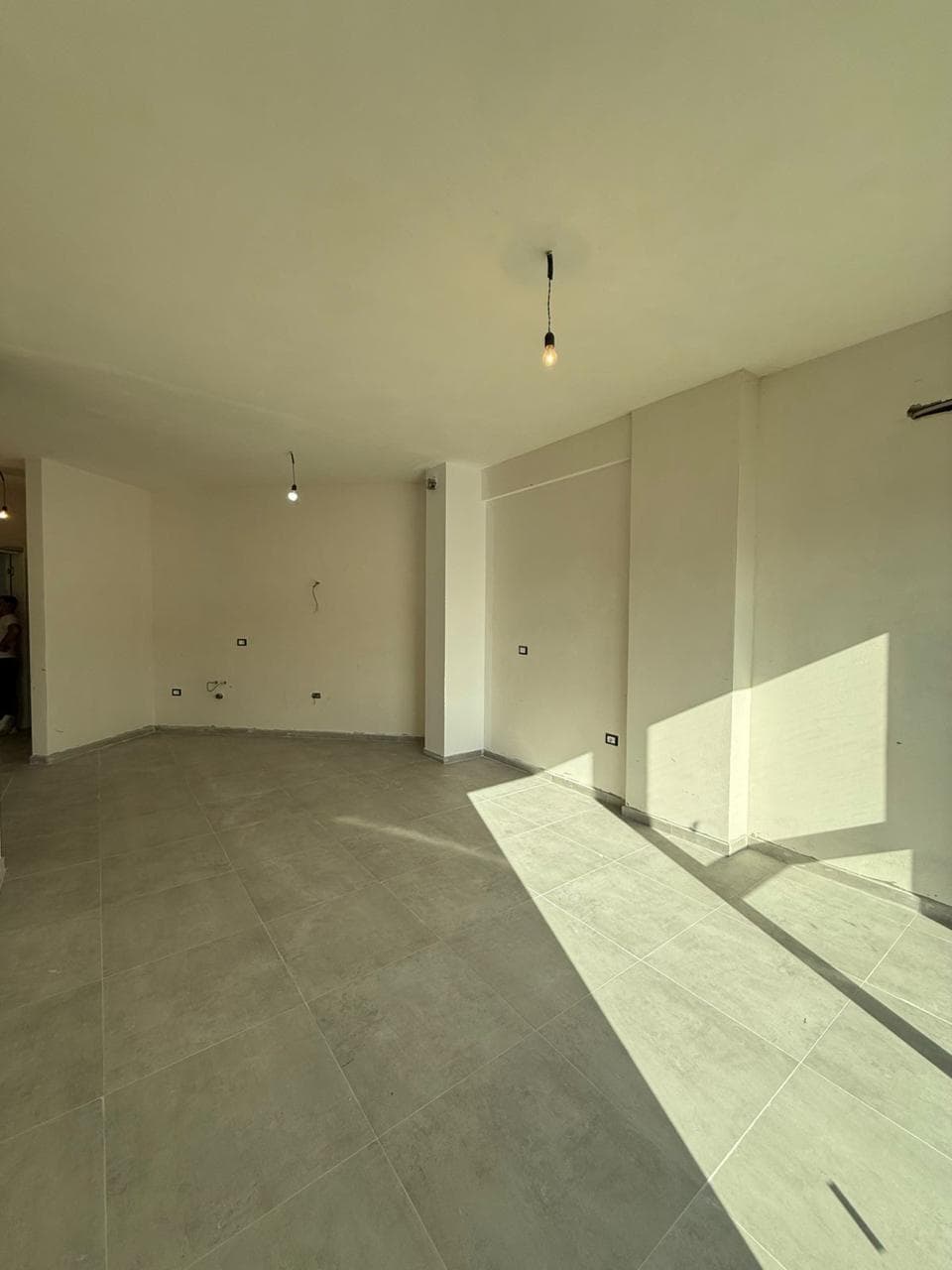Shitet apartament 2+1+2+1 Liqeni i Thate !!! Met Invest 4