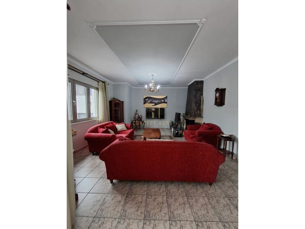 Apartament 3+1+2 Me Qera në Ali Demi, Tregu Elektrik - 800€ | 115 m² 3
