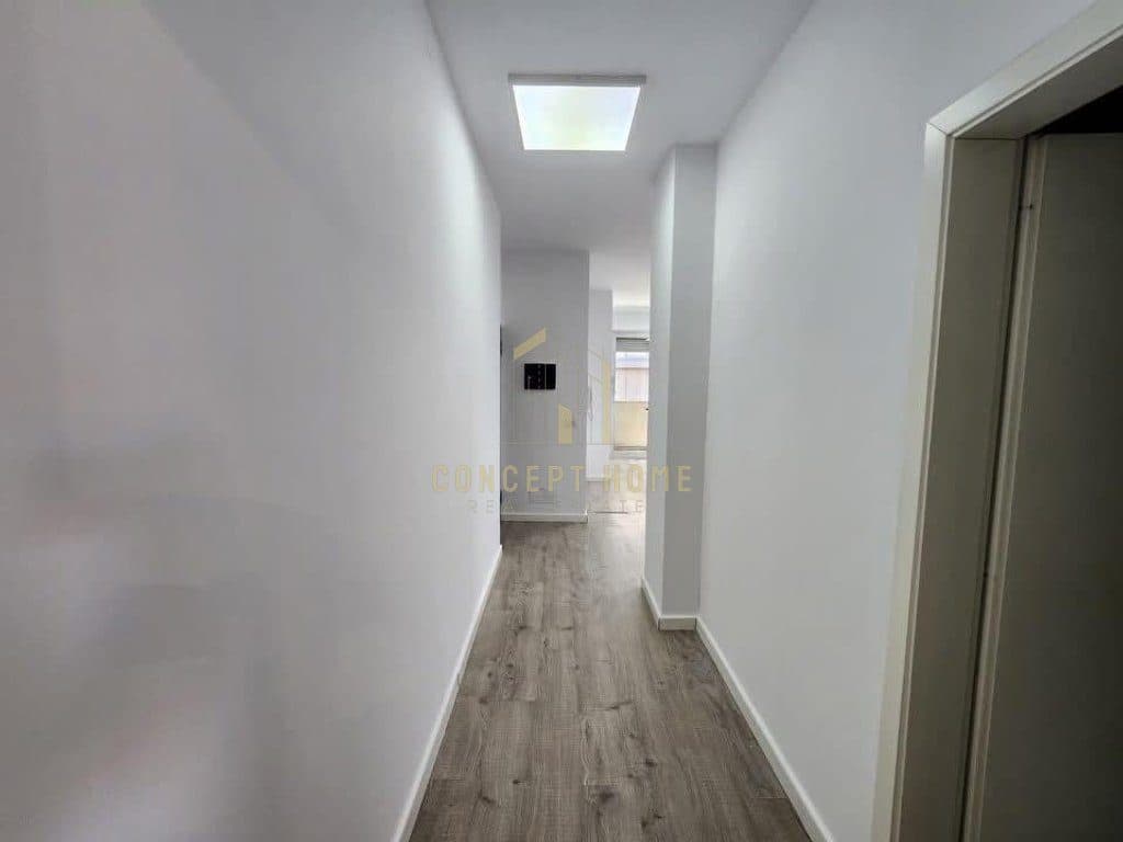 Jepet me qera apartament bosh per zyra tek 2