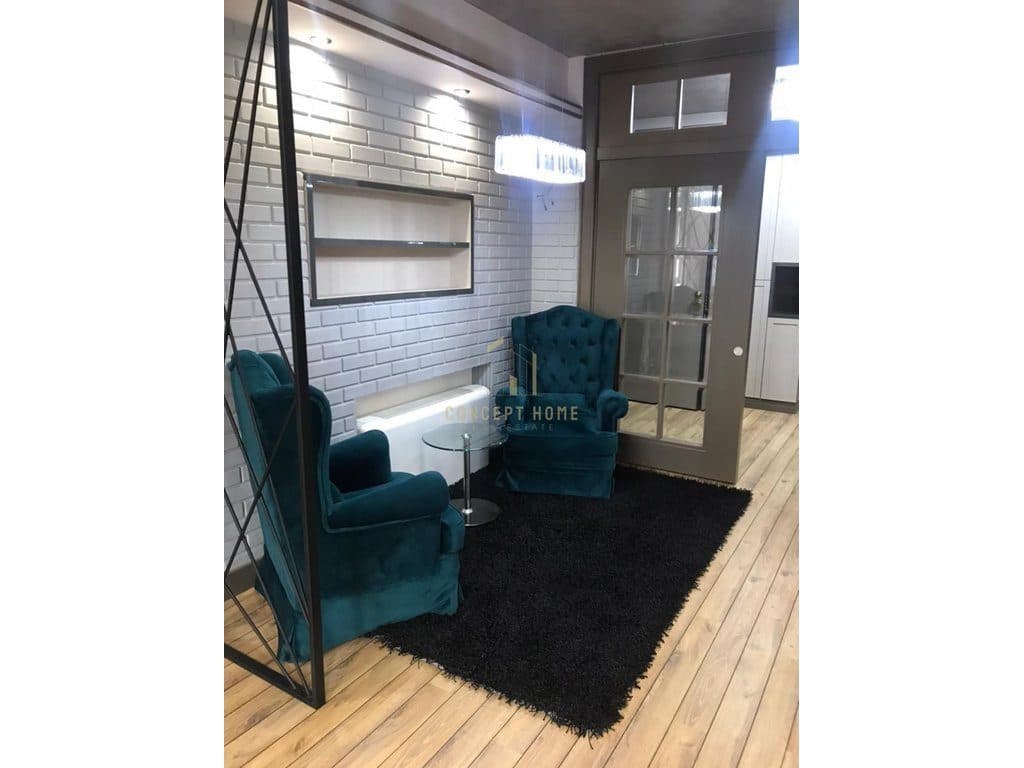 Jepet me qera super apartament 2+1+2 ne Myslym Shyr