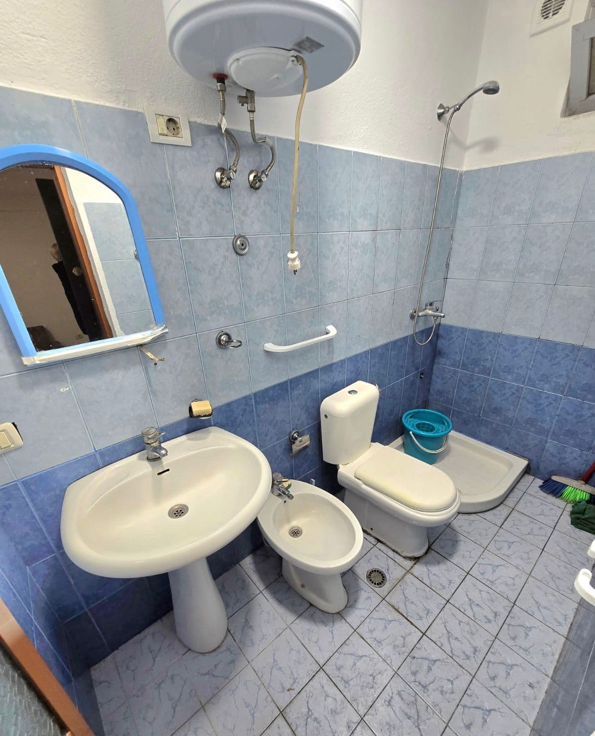 Jepet me qera apartament 1+1 Tek Oxhaku