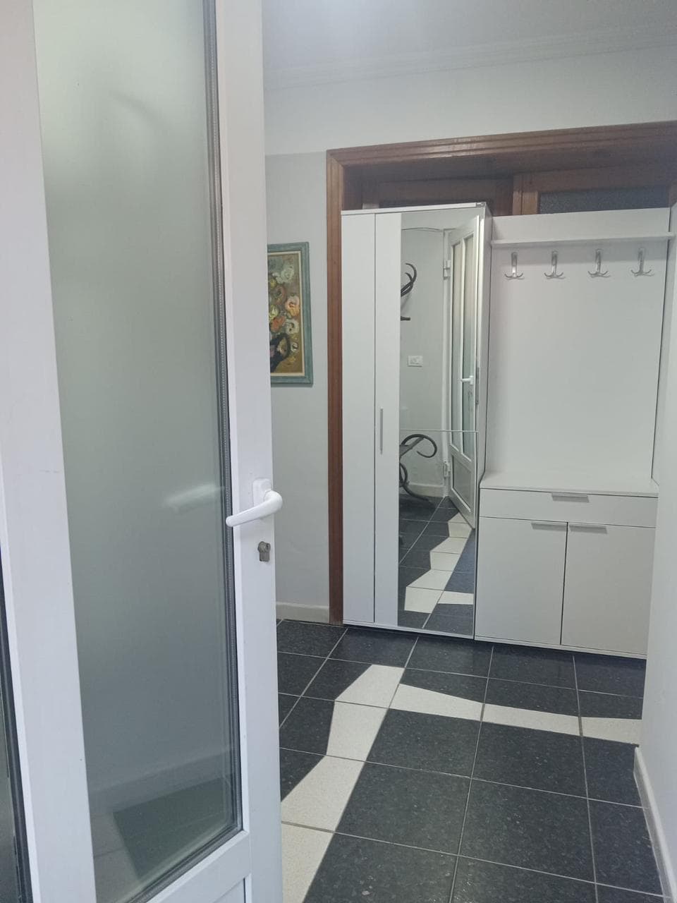 Apartament 1+1 me Qira në Myslym Shyr, pranë Spitalit Gjerman 2