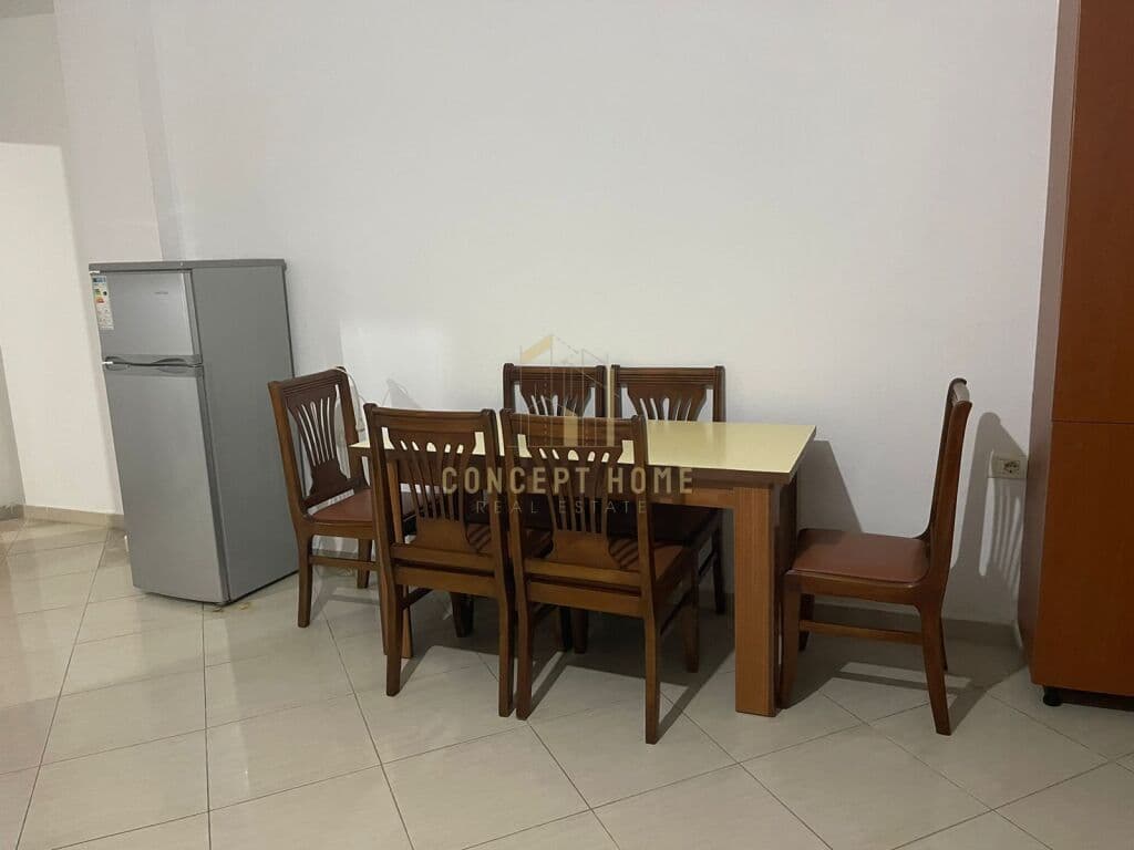 Shtëpi 1+1 me Qira në Rruga 5 Maji, Tiranë - 300€ | 70 m² 2
