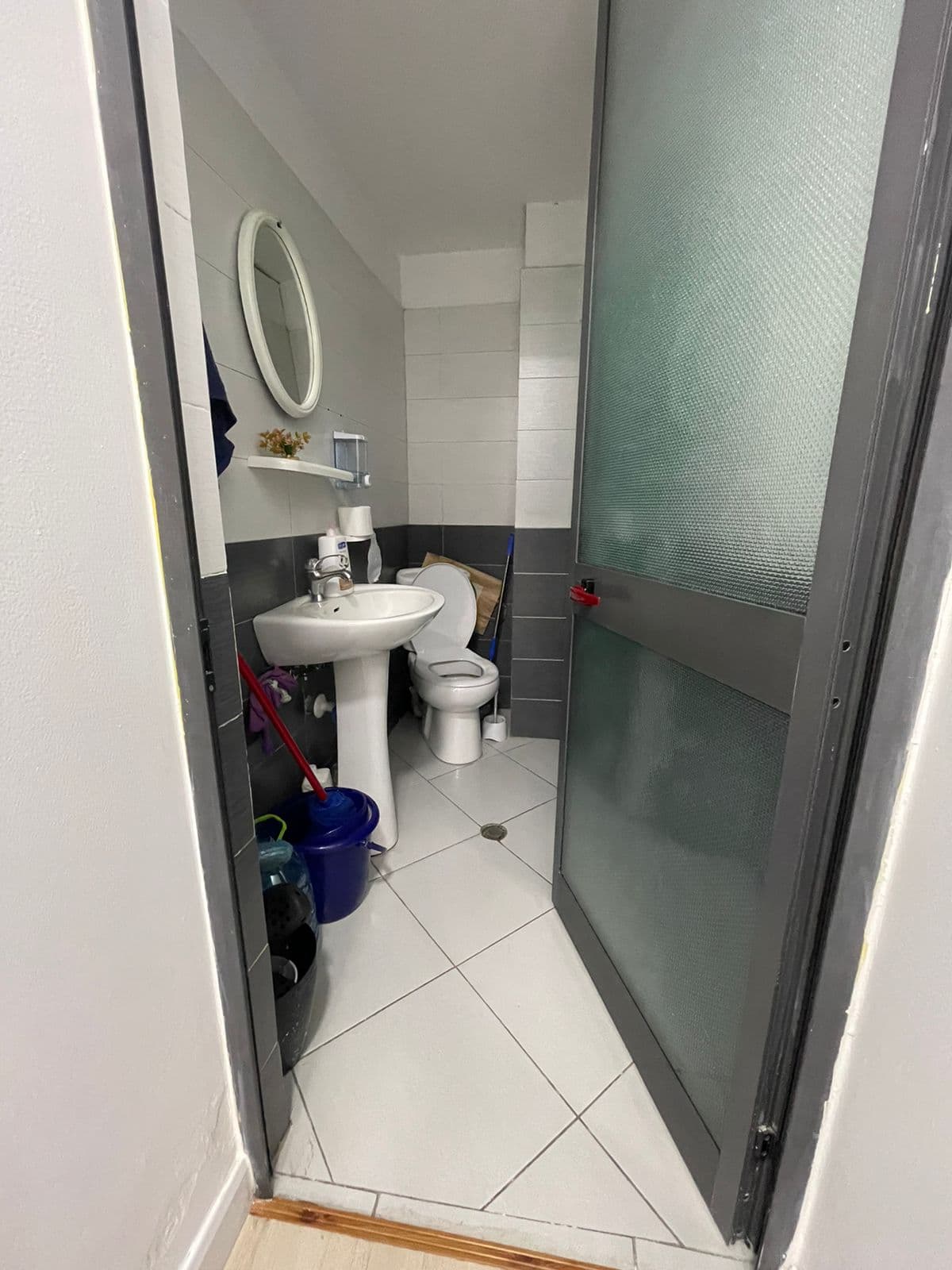 Shitet ambient tek Selvia/95,000 euro 4