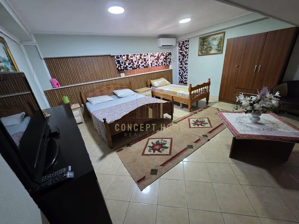 Jepet me qera apartament 1+1 ne Qender 4