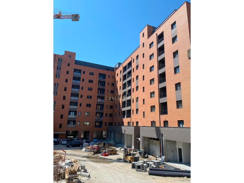 Jepet me qera apartament 1+1 ne 4