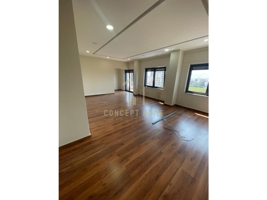 Apartament 2+1 për Qira në Zzogu i Zi, Tiranë - 1000€ | 130 m² 3