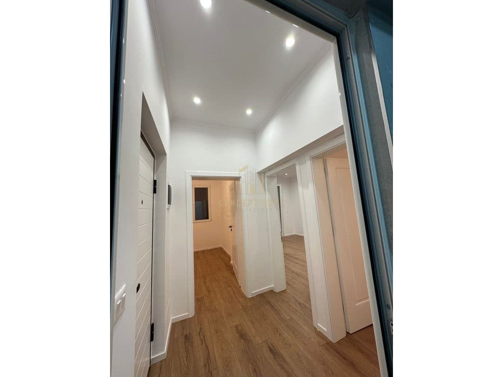 Apartament 2+1 Për Shitje në Rruga e Durrësit, Tiranë - 168,000€ | 73 m² 3