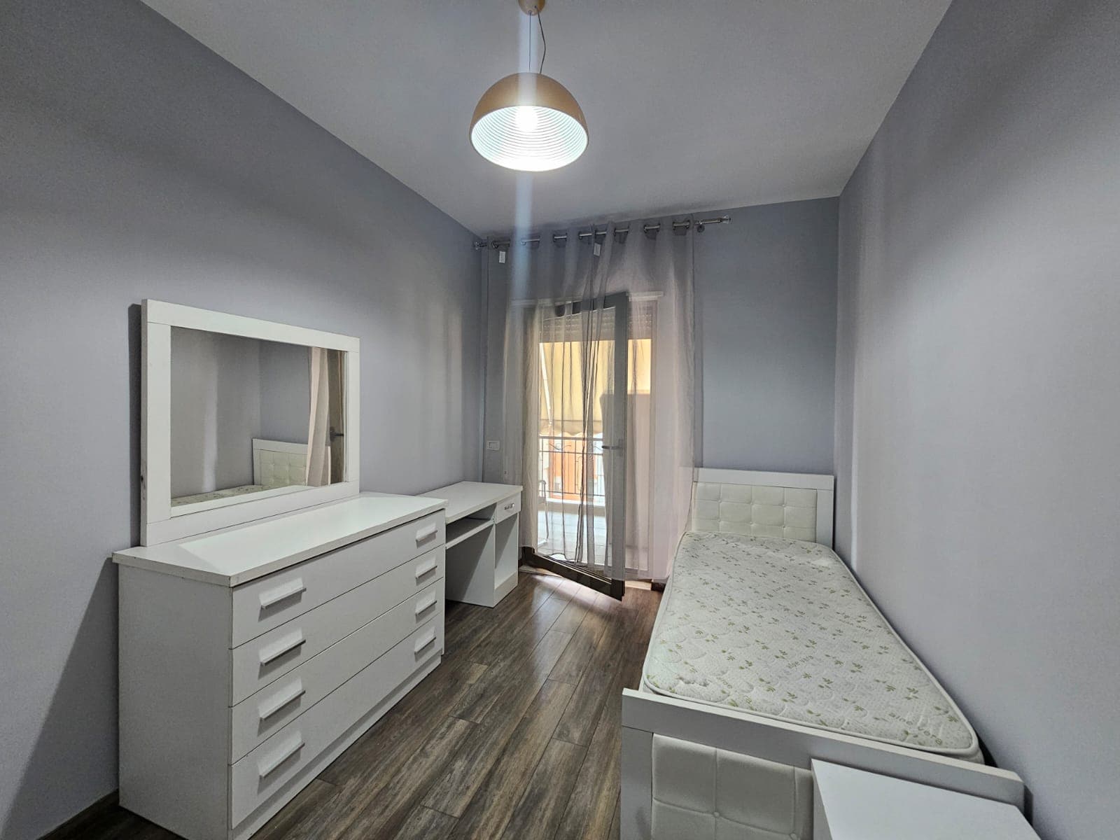Jepet me qera super Apartament 3+1+2 tek Delijorgji-1000 euro/muaji 2