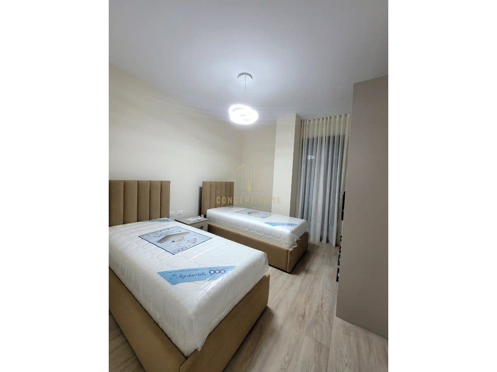 Jepet me qera apartment 2+1 +Verand tek Liqeni i thate