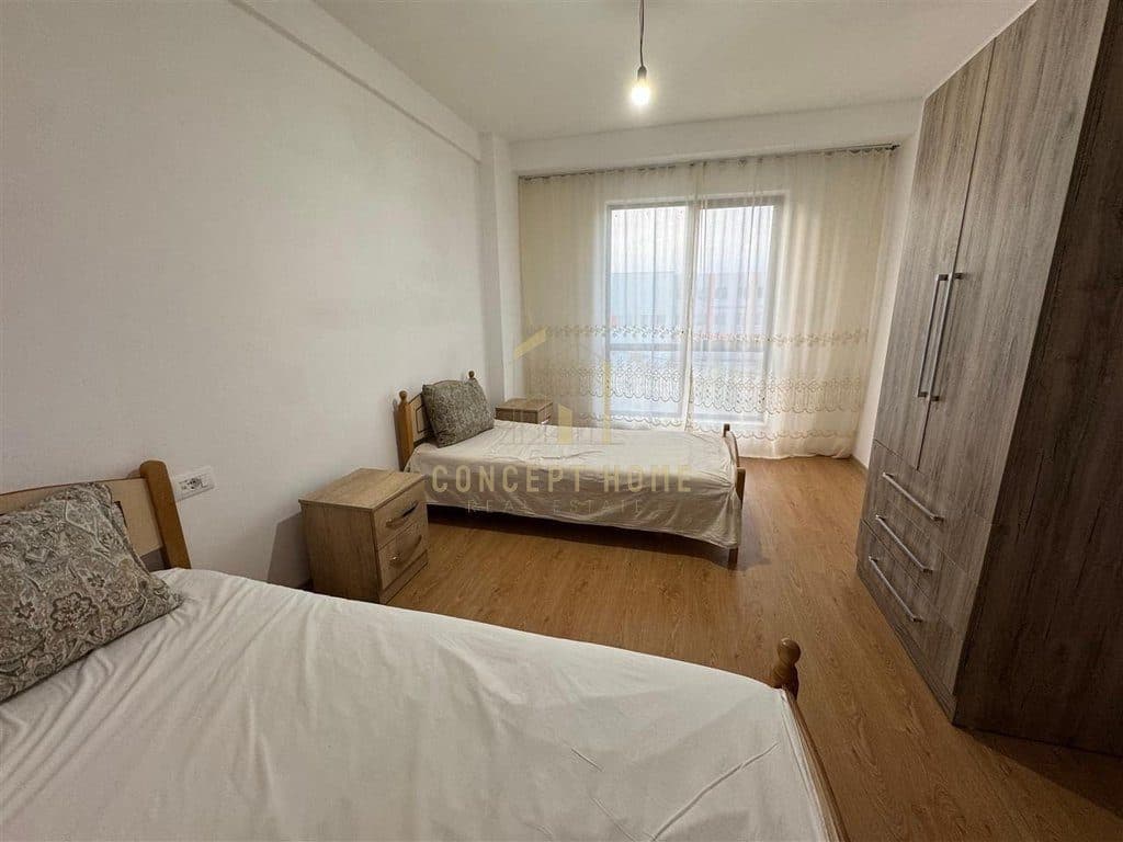 Jepet me qera apartament 3+1 ne 5 Maj 2
