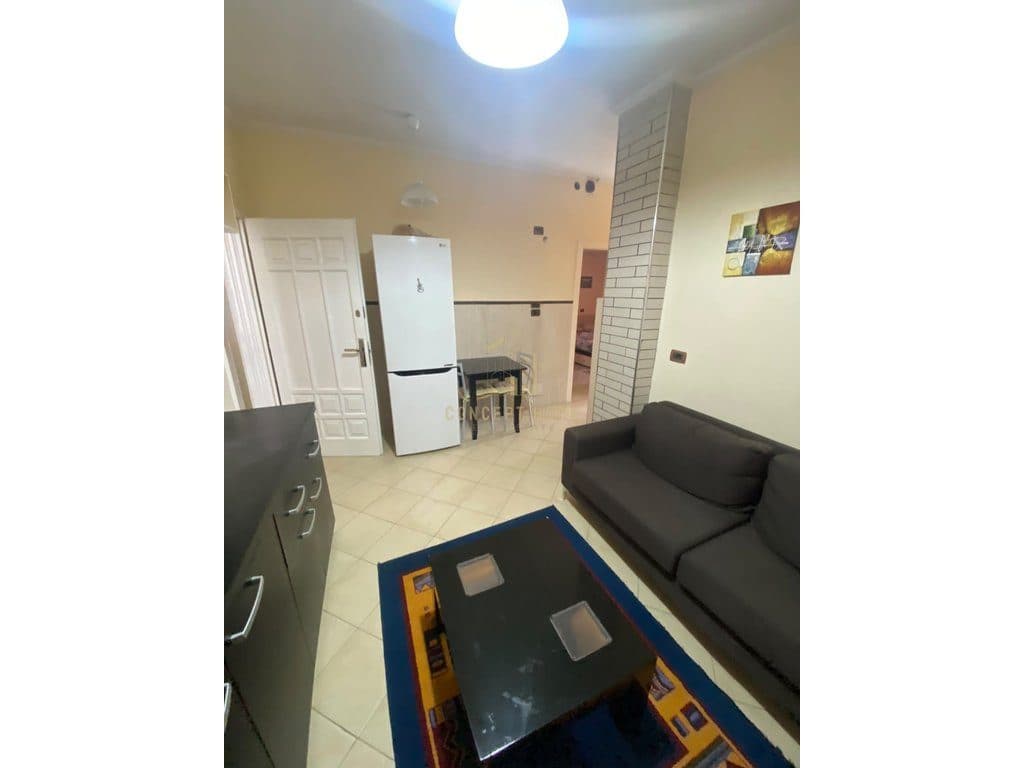 450 leke Apartament 1+1 4