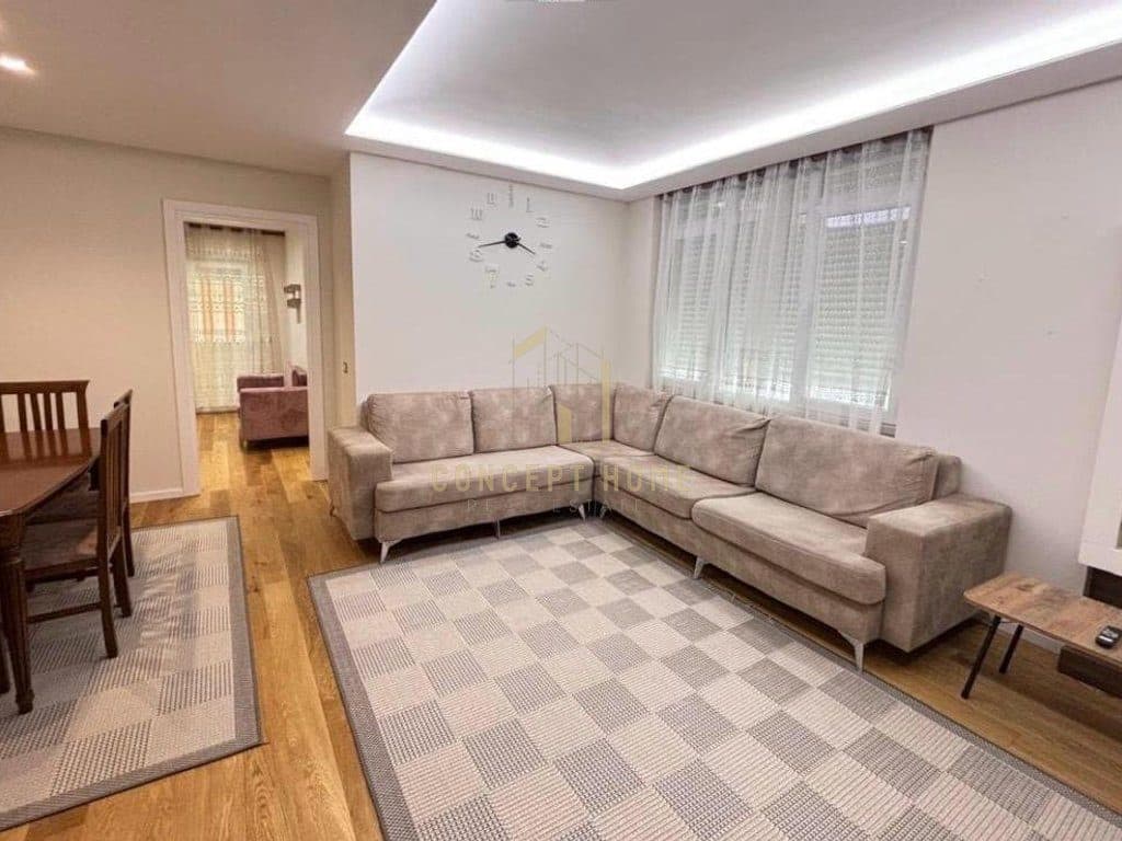 Apartament 3+1 me qera - Xhamllik