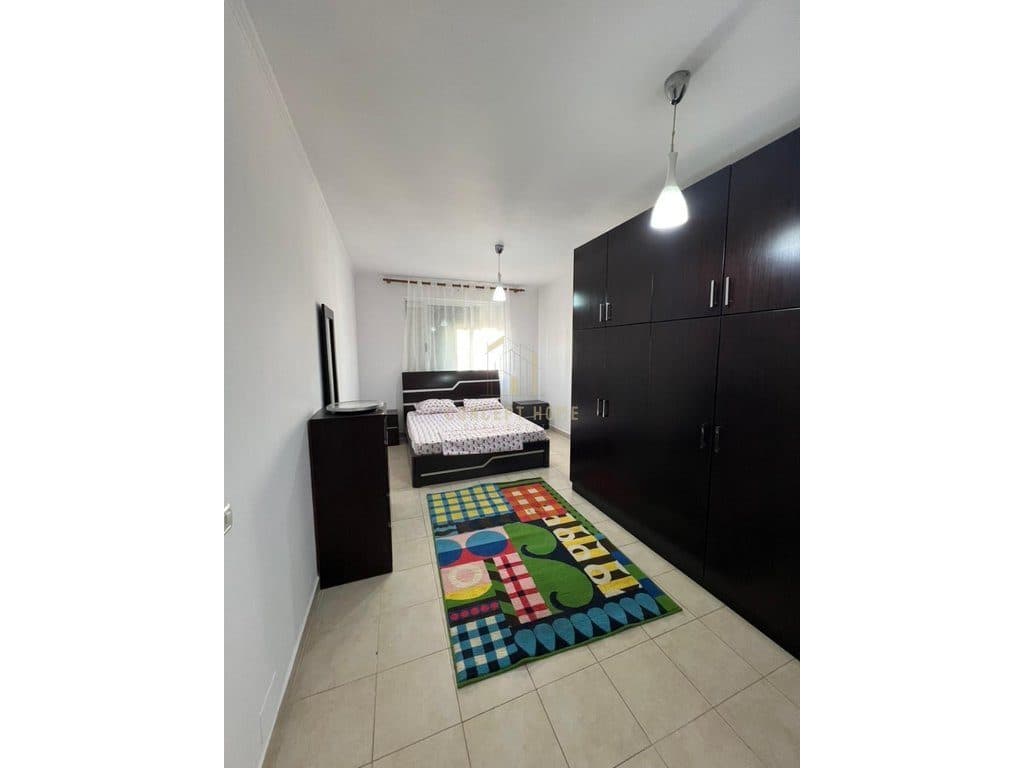 Apartament 2+1 me qera ne Astir. 4