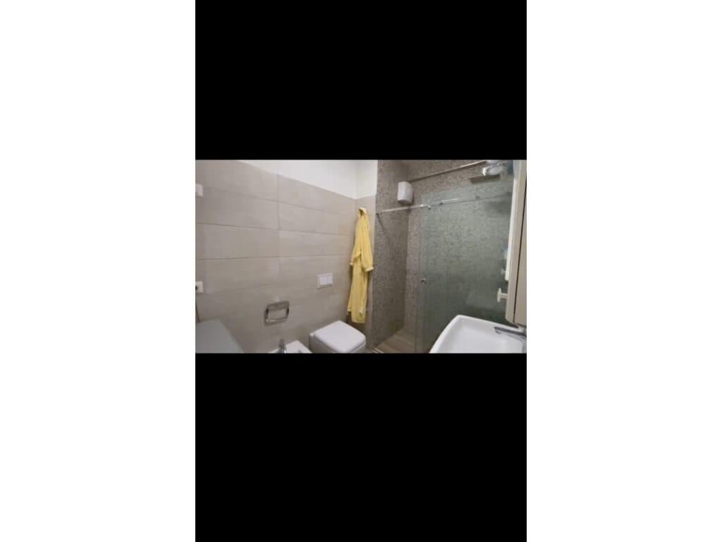 Shitet apartament 4+2+3 Astir