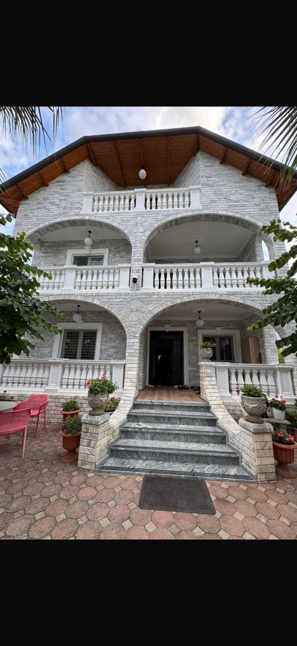 Shitet Vile 3 katshe në Casa Italia, Tiranë - 520,000€ | 420 m² 3