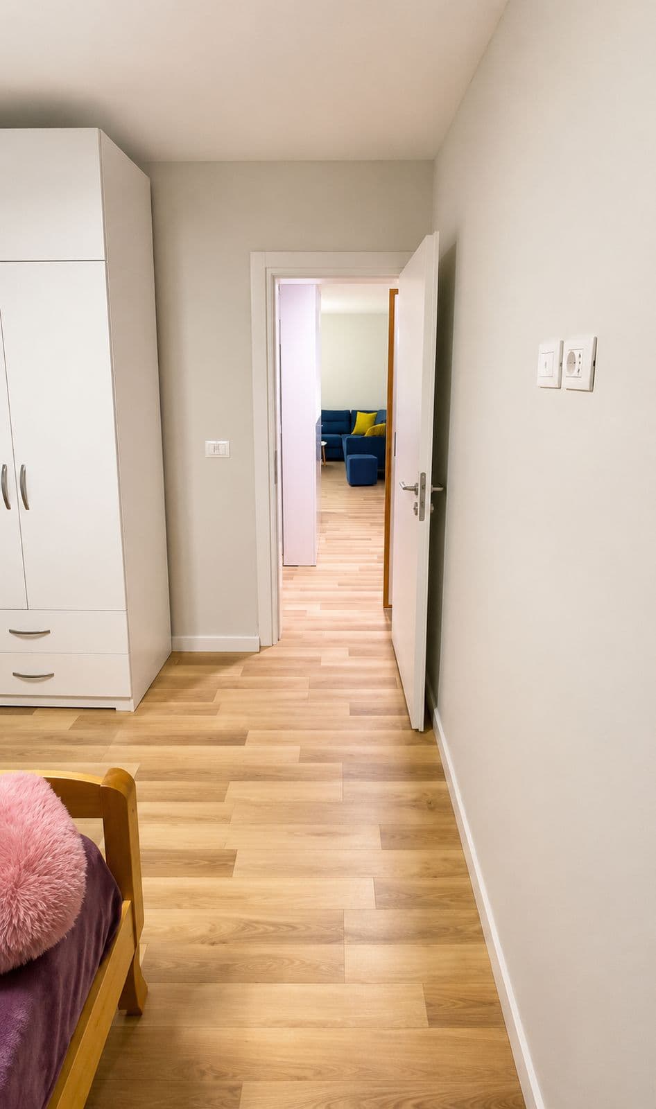 Jepet me qera apartament 1+1 tek Bulevardi Zogu 1 2