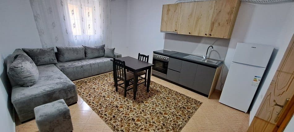 Jepet me qera apartament 1+1 tek Rruga e Dibres