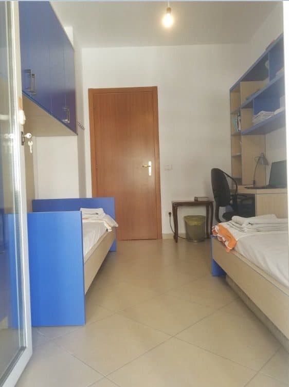 Jepet me qera apartament 2+1 tek 21 Dhjetori