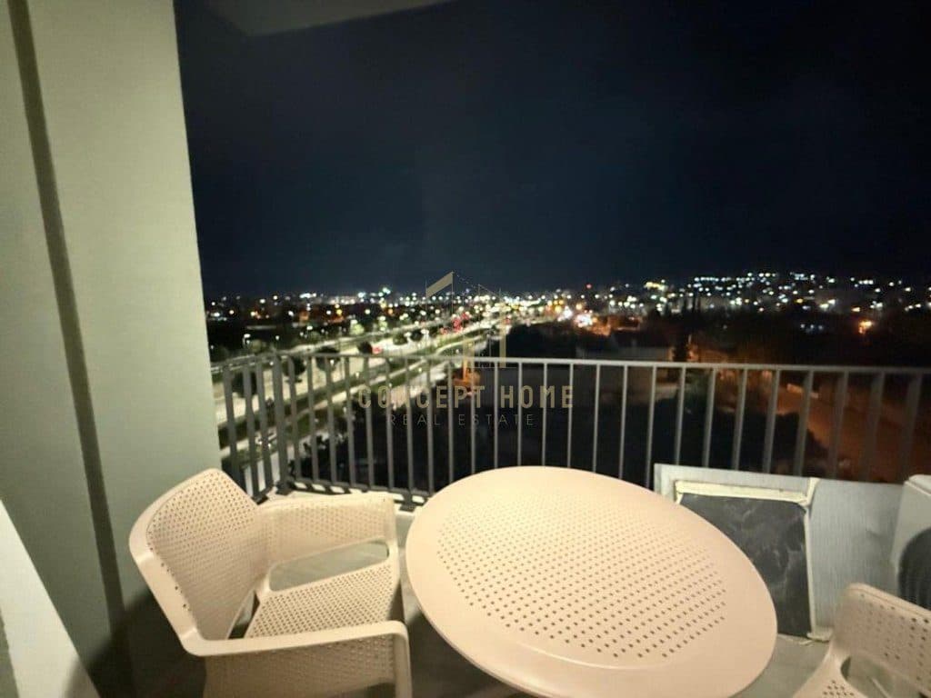 Jepet me Qera Apartament 1+1 tek Bulevardi i Ri 4
